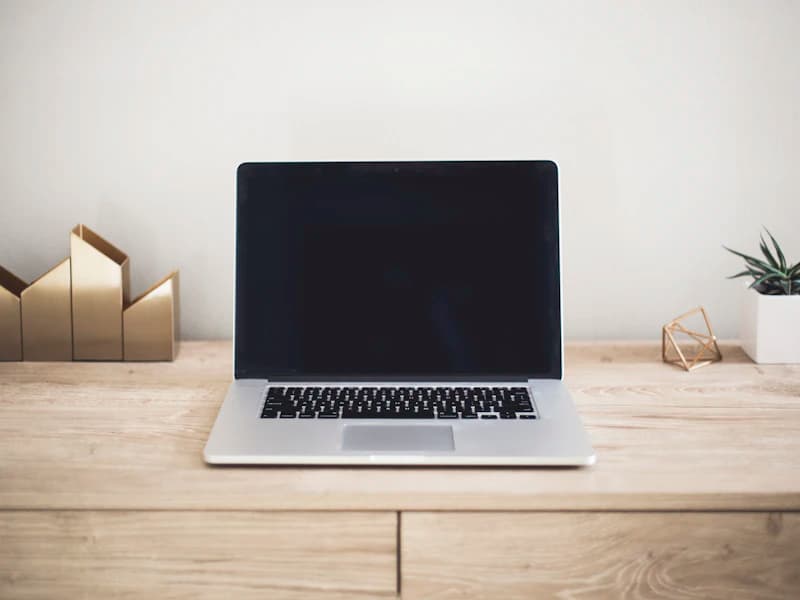 How to Sell Digital Products in 2026 — The Beginner's Guide